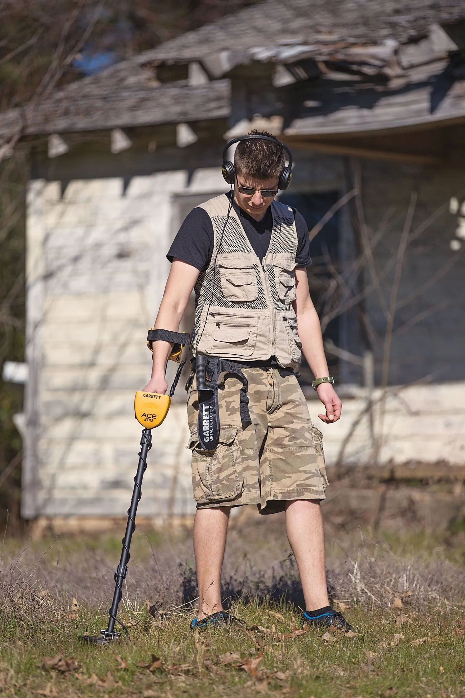 Garrett Ace 300 Metal Detector with Waterproof Search Coil with Pro-Pointer AT