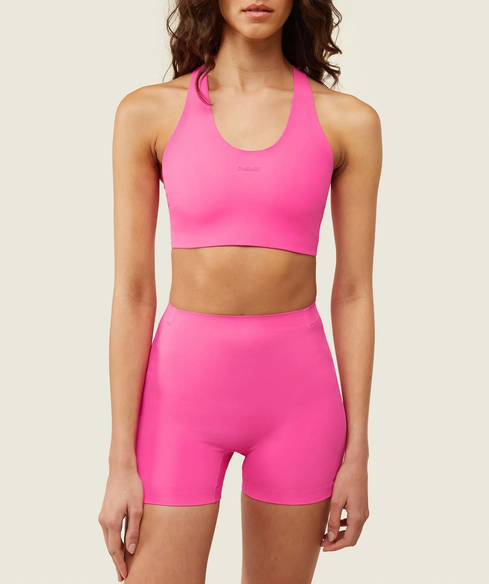 Gymshark everywear Active Sports Bra - Fetch Pink