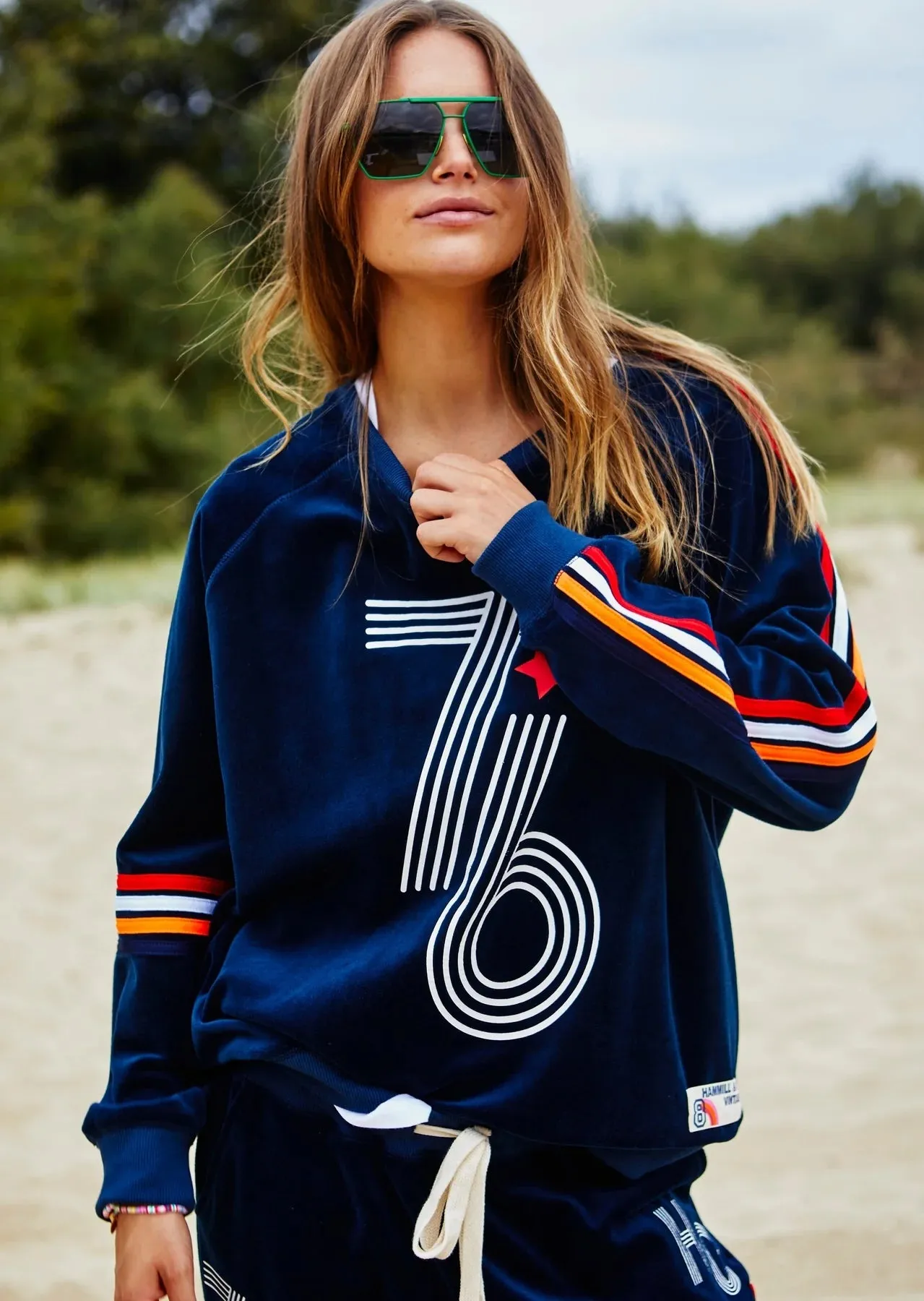 HAMMILL & Co Womens 76 Velour Sweat - Navy