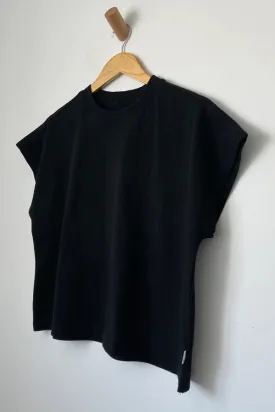Le Bon Shoppe - Jeanne Tee | Black