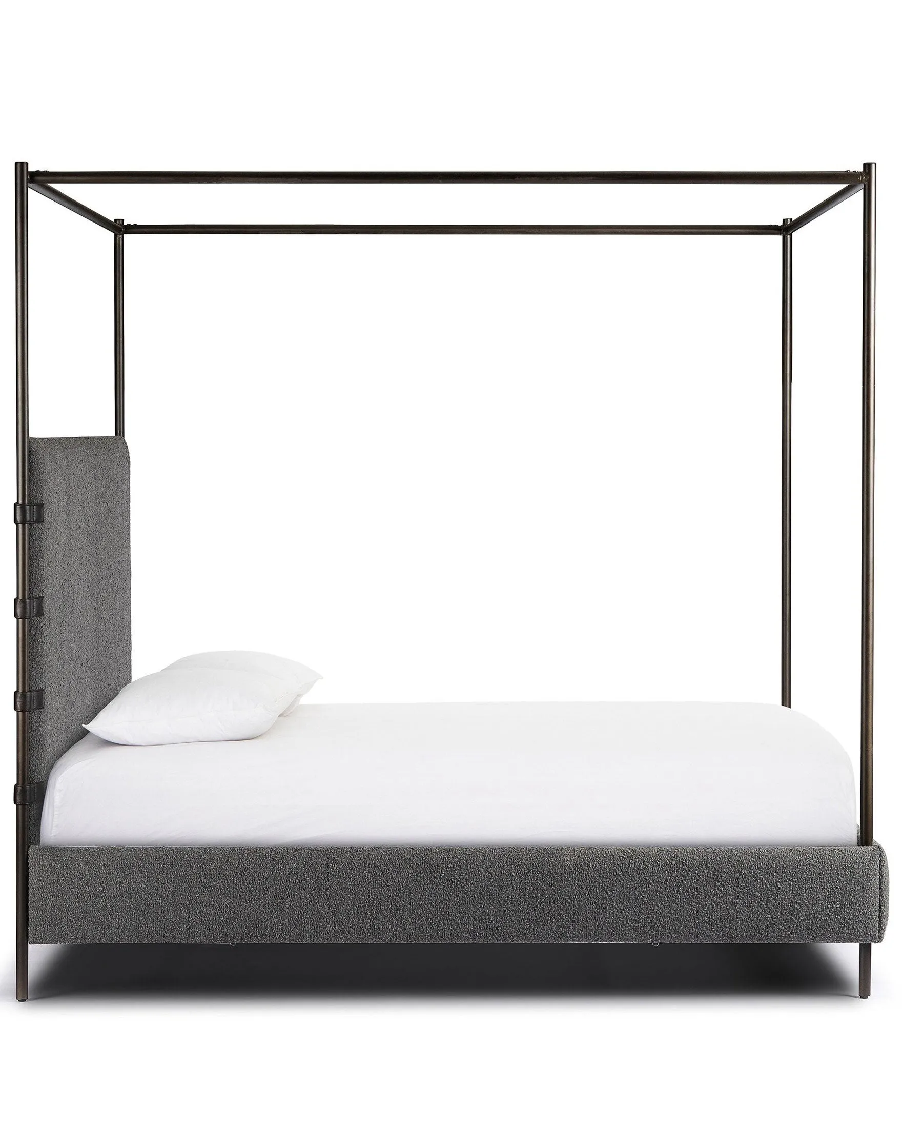 Roderick Canopy Bed