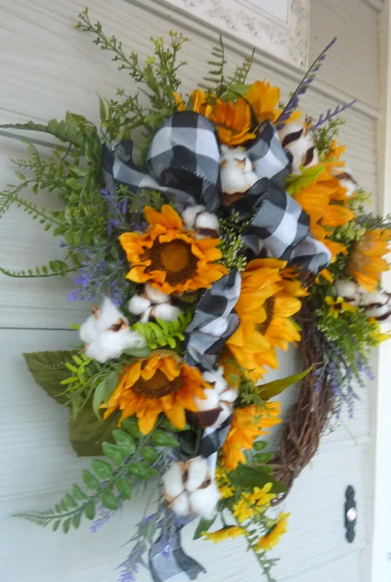 Sunflower Farmhouse wreaths, Spring/Summer wreath, Spring wreath for front door, front door wreath