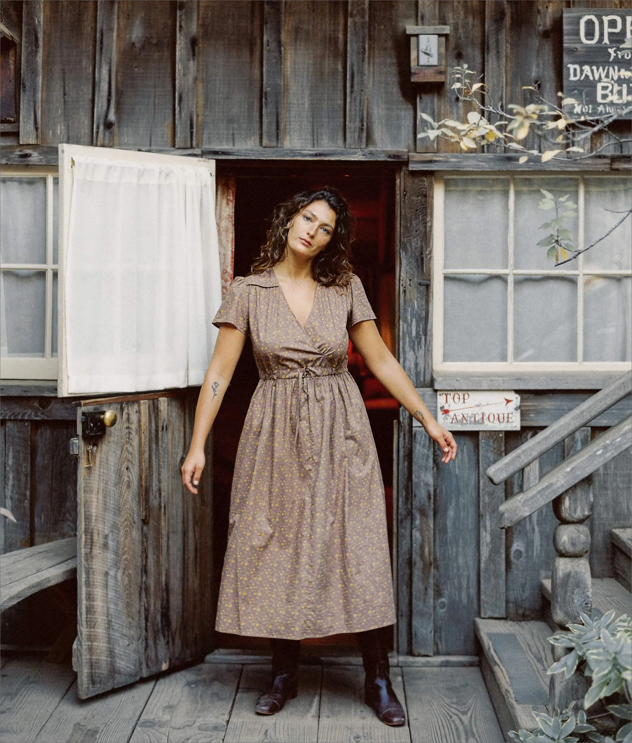 The Dawn Dress | Magenta Blooming Vine