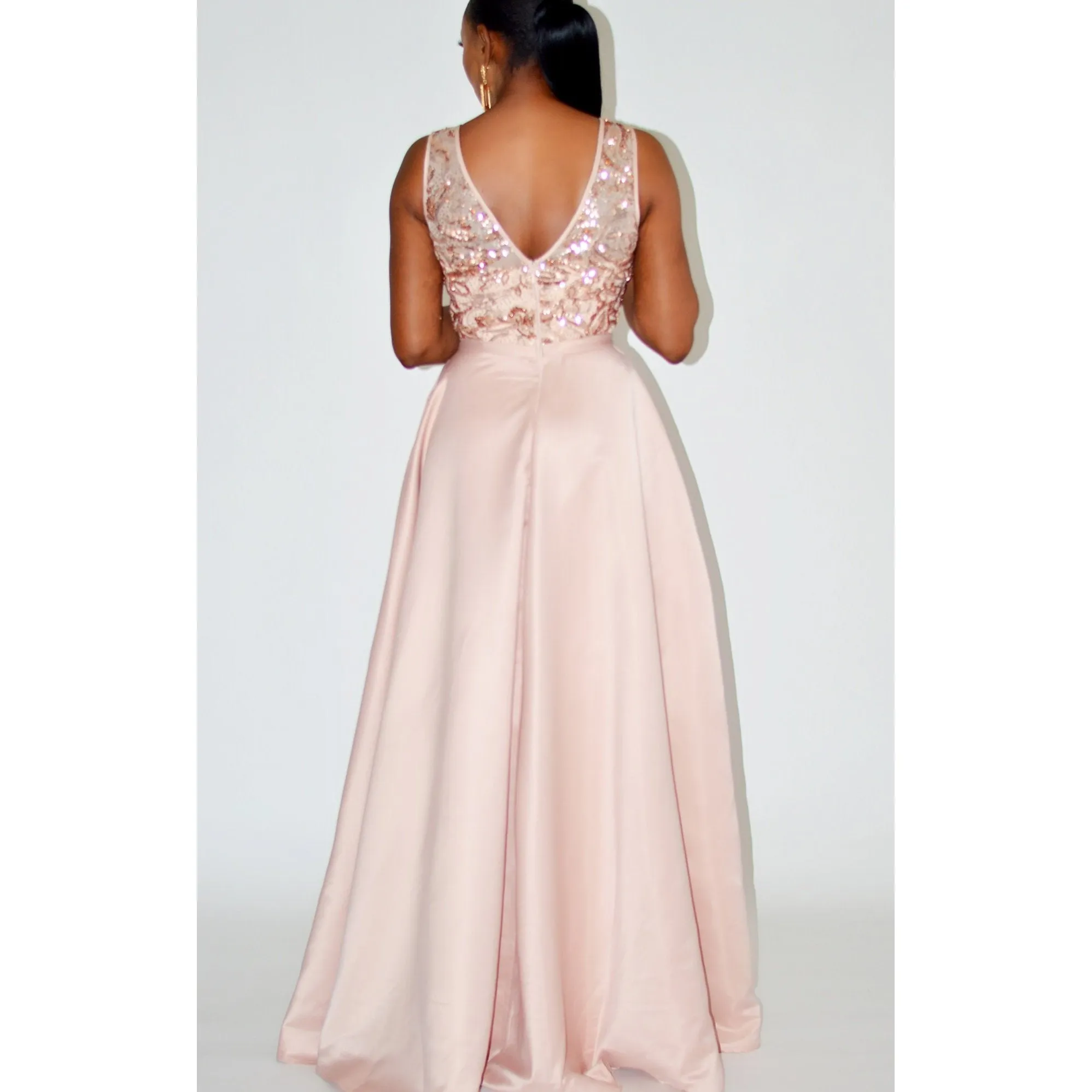 THE QUOTE -GOWN